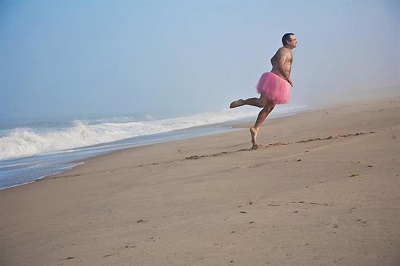 Муж в розовой балетной пачке